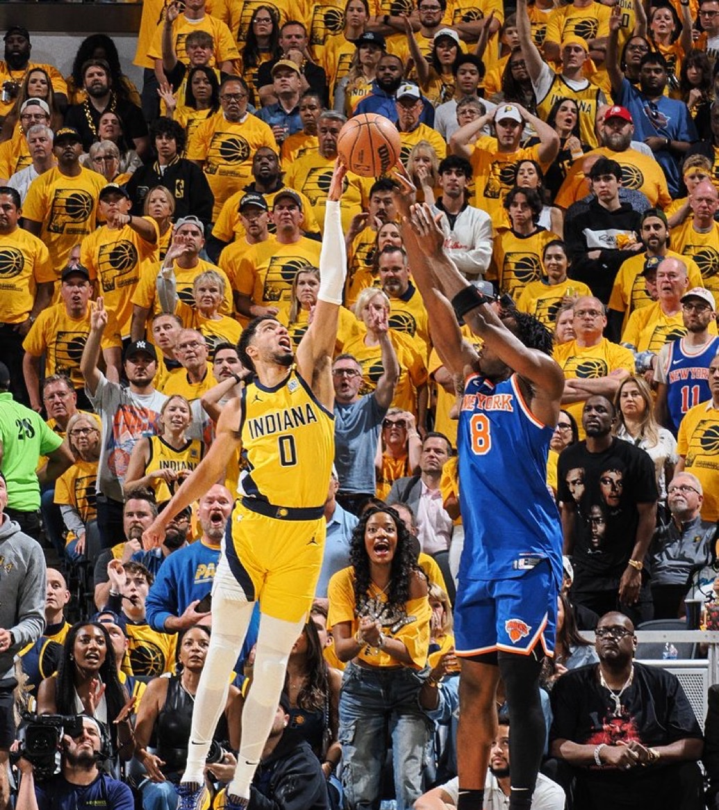 今晚突围战来临,纽约尼克斯围绕社区盾造点机会,气氛紧张,训练强度明显提升的简单介绍 今晚突围战来临,纽约尼克斯围绕社区盾造点机会,气氛紧张,训练强度明显提升的简单介绍